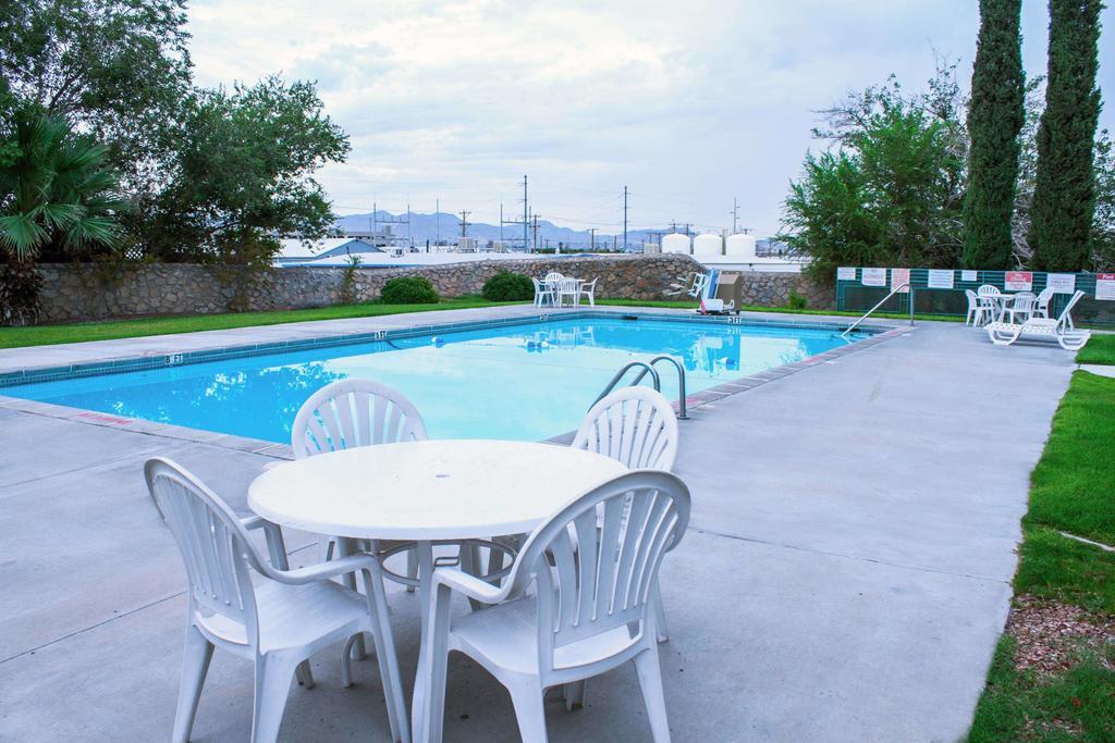Vagabond Inn El Paso Kültér fotó