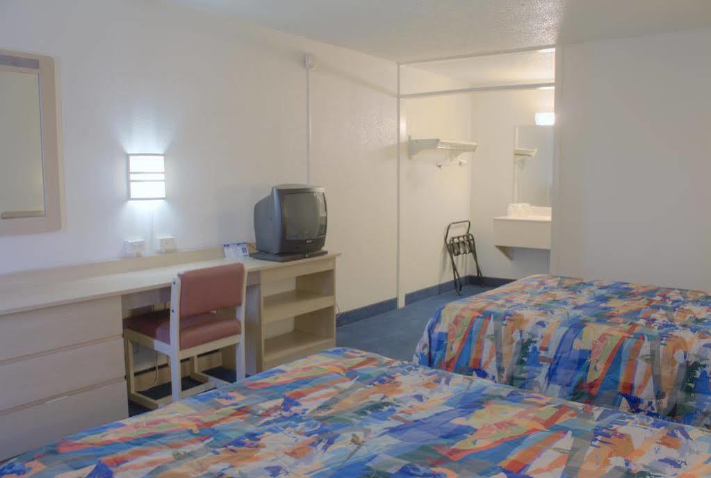 Vagabond Inn El Paso Kültér fotó